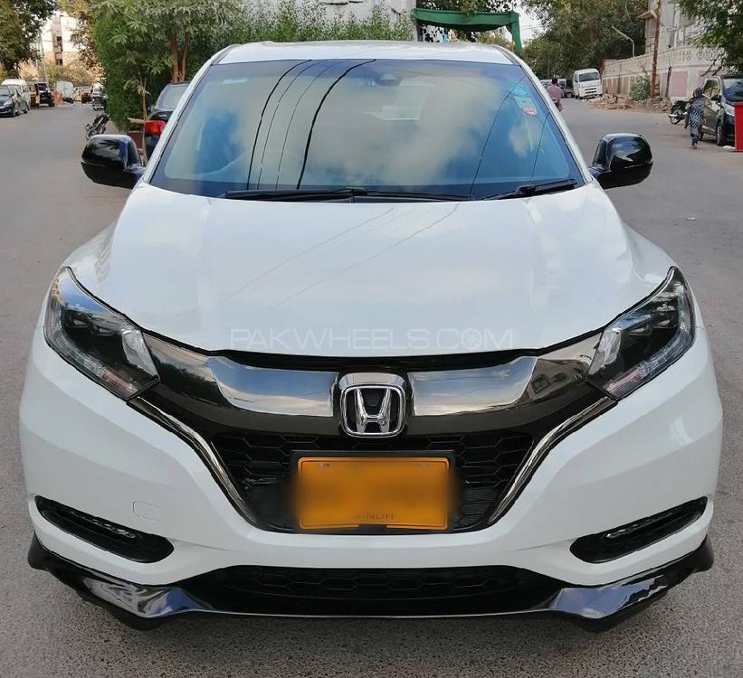 Honda Vezel 2016 for Sale in Karachi Image-1