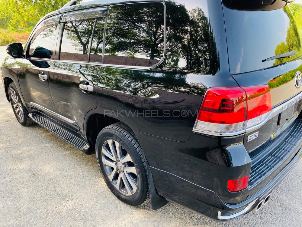 ٹویوٹا لینڈ کروزر 2010 for Sale in اسلام آباد ٹویوٹا لینڈ کروزر 2010 for Sale in اسلام آباد Image-12