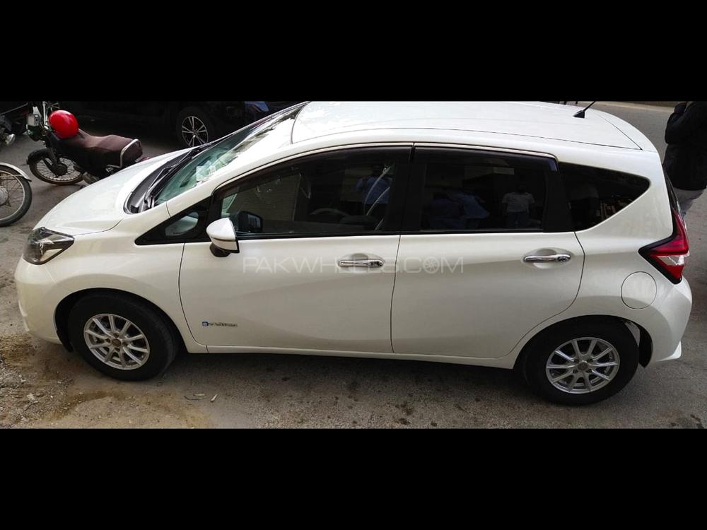 Nissan Note 2018 for Sale in Karachi Nissan Note 2018 for Sale in Karachi Image-3