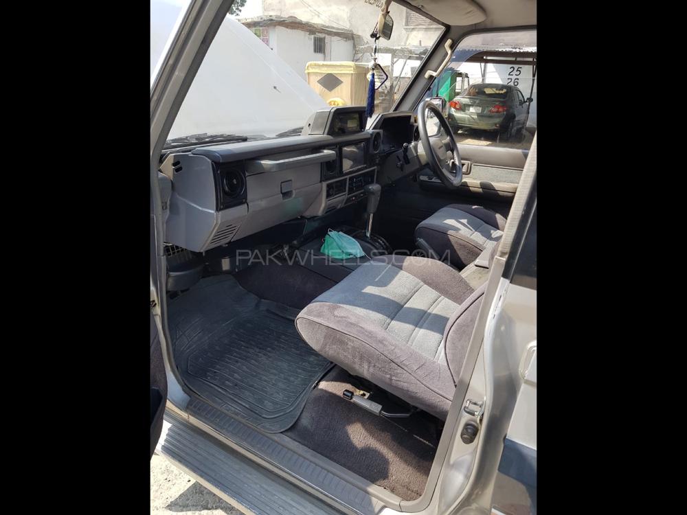 ٹویوٹا پراڈو 1992 for Sale in ہری پور ٹویوٹا پراڈو 1992 for Sale in ہری پور Image-8