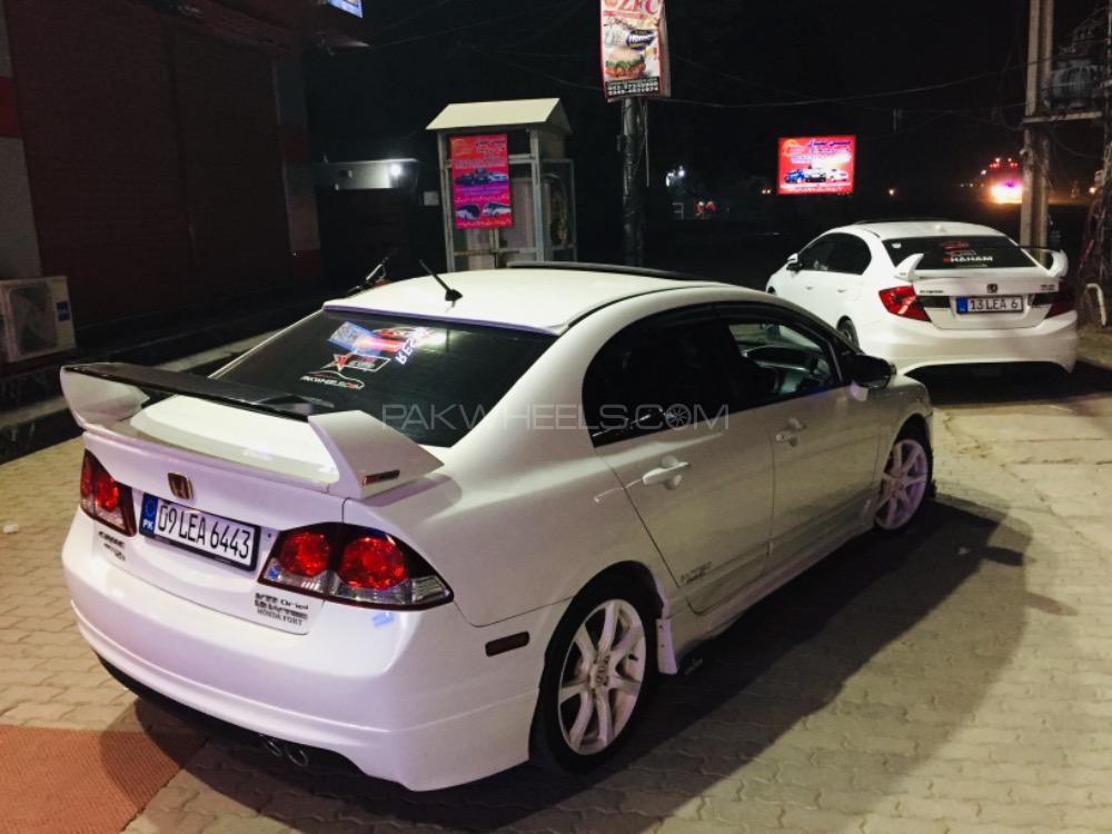 Honda Civic - 2009  Honda Civic - 2009  Image-3