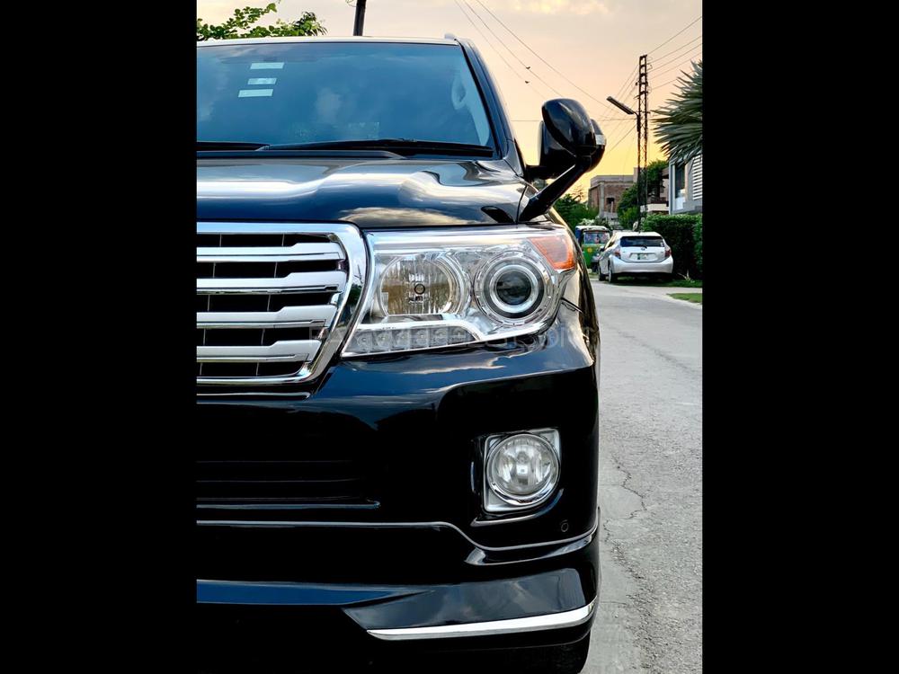 Toyota Land Cruiser 2011 for Sale in Lahore Toyota Land Cruiser 2011 for Sale in Lahore Image-2