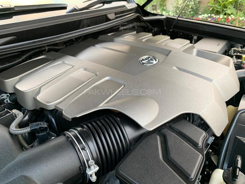 Toyota Land Cruiser 2011 for Sale in Lahore Toyota Land Cruiser 2011 for Sale in Lahore Image-7
