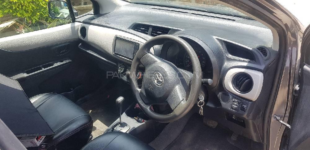 Toyota Vitz 2011 for Sale in Karachi Toyota Vitz 2011 for Sale in Karachi Image-3