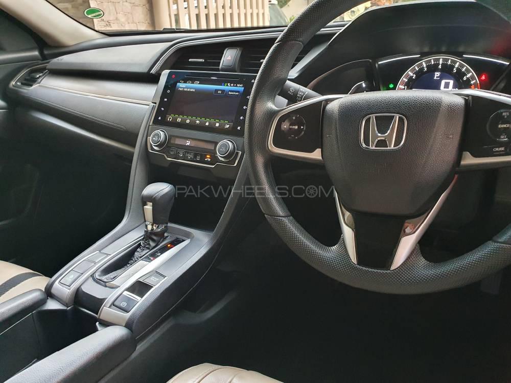 Honda Civic 2018 for Sale in Rawalpindi Honda Civic 2018 for Sale in Rawalpindi Image-3