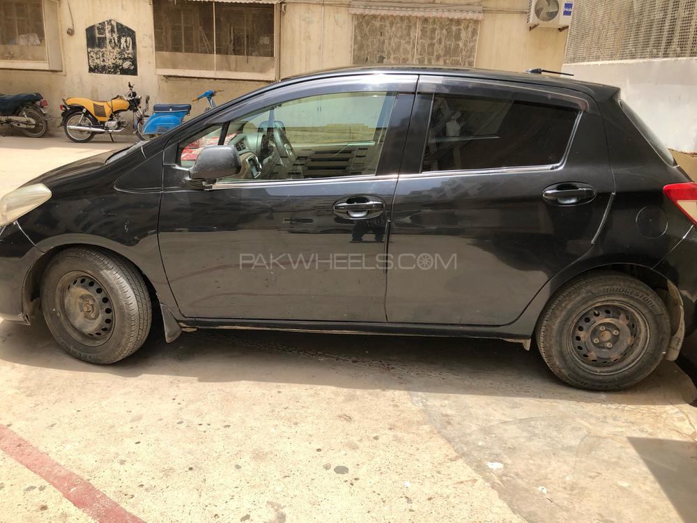 Toyota Vitz 2011 for Sale in Karachi Toyota Vitz 2011 for Sale in Karachi Image-3