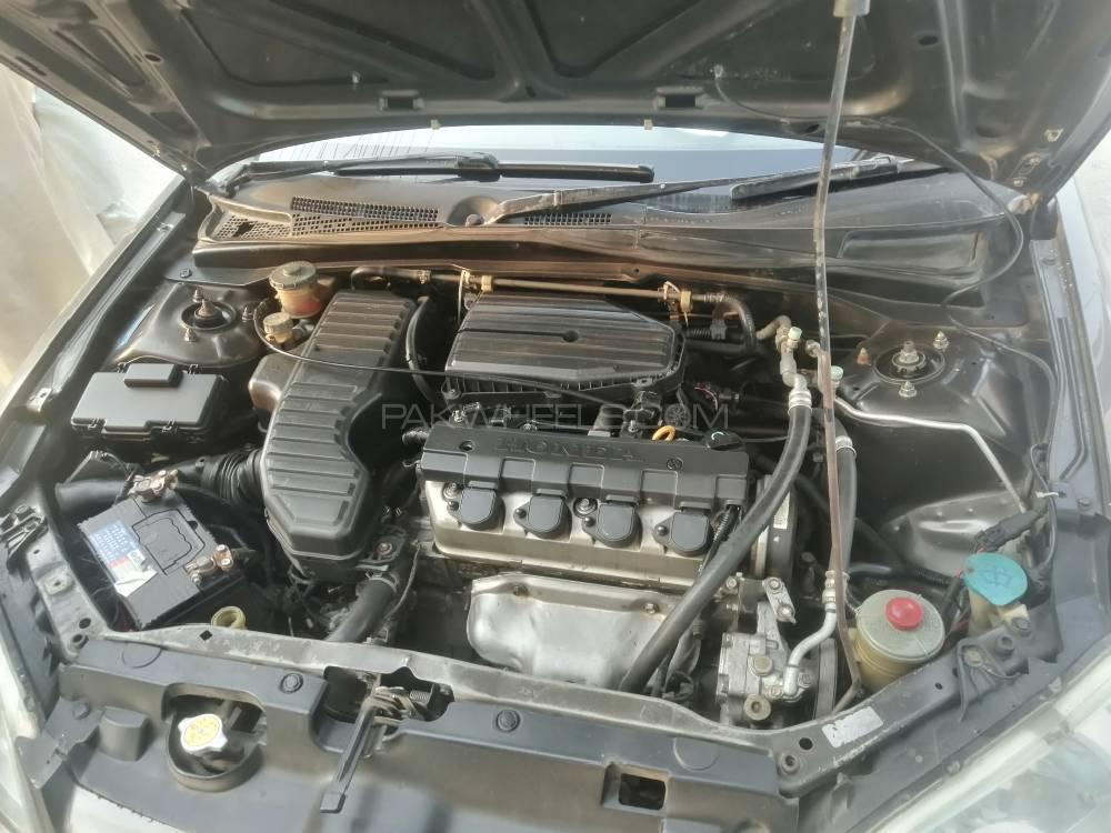 Honda Civic 2005 for Sale in Lahore Image-1