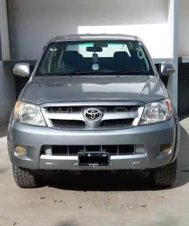 Toyota Hilux 2011 for Sale in Karachi Image-1