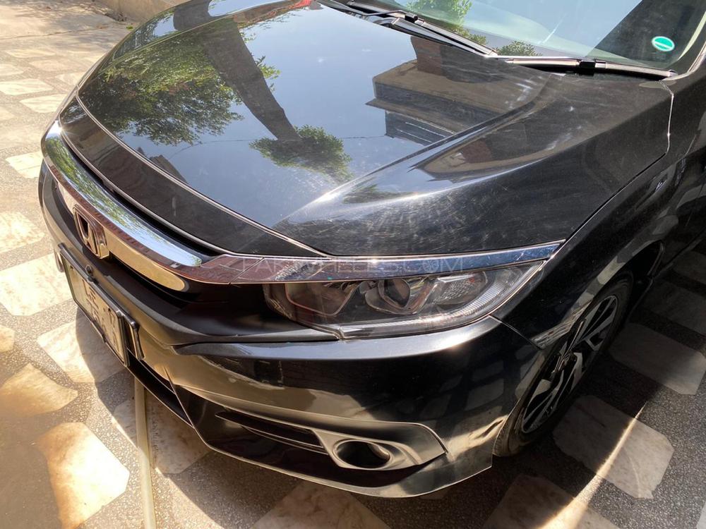 Honda Civic 2017 for Sale in Peshawar Image-1