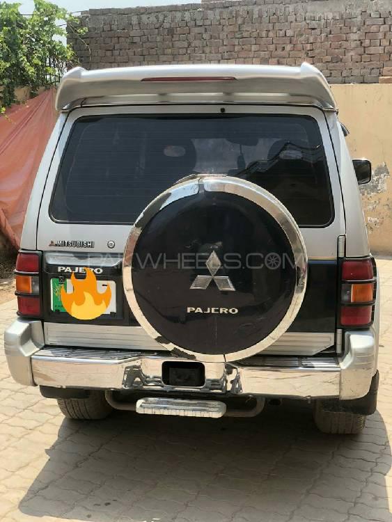Mitsubishi Pajero 1992 for Sale in Lahore Mitsubishi Pajero 1992 for Sale in Lahore Image-11