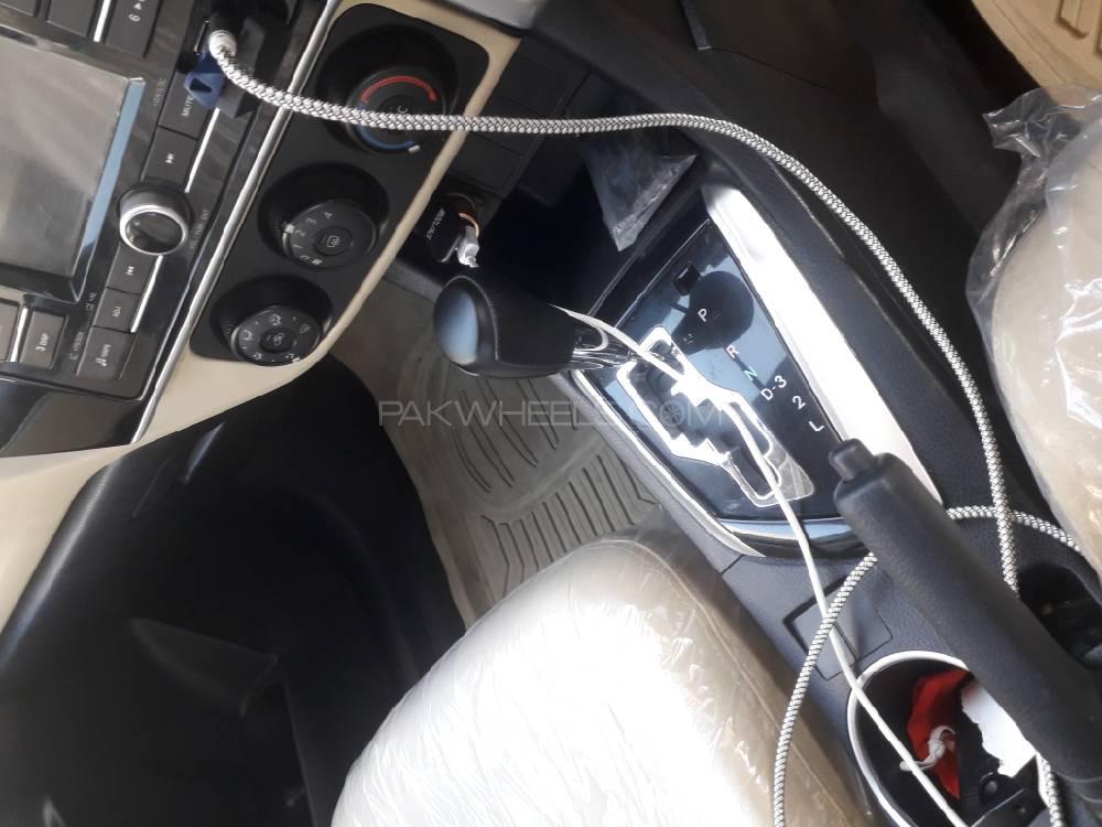 Toyota Corolla 2019 for Sale in Sialkot Toyota Corolla 2019 for Sale in Sialkot Image-9