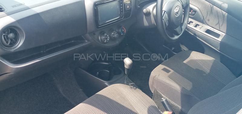 Toyota Vitz 2017 for Sale in Lahore Toyota Vitz 2017 for Sale in Lahore Image-17