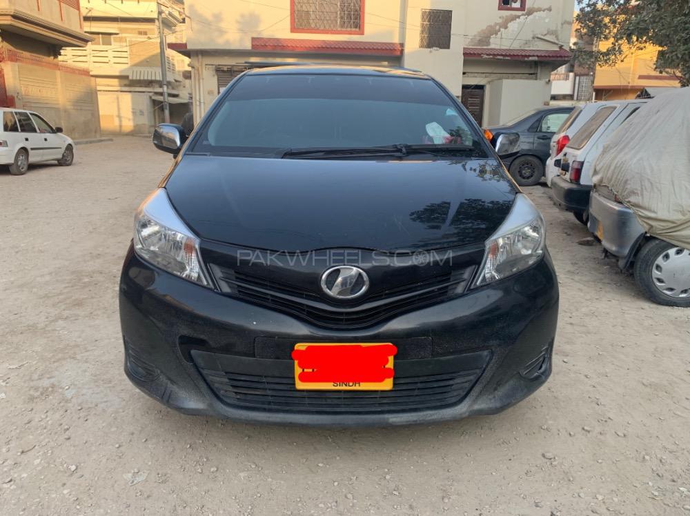 Toyota Vitz 2014 for Sale in Hyderabad Image-1