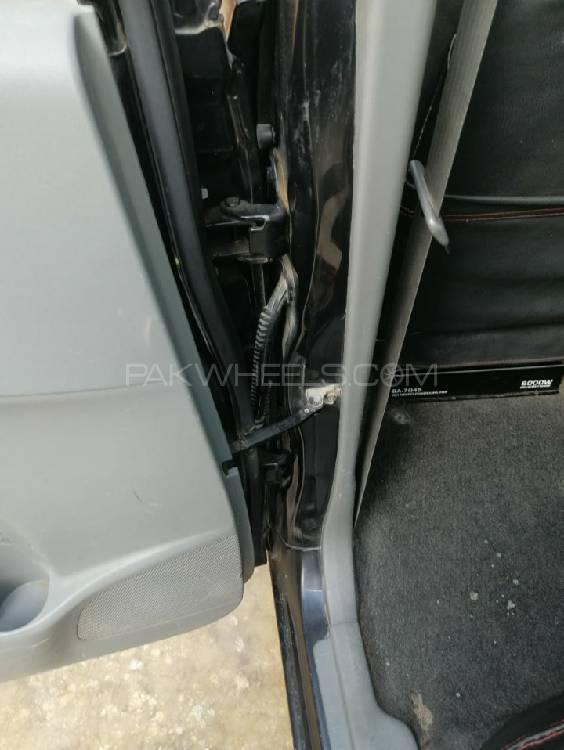 Daihatsu Move 2006 for Sale in Karachi Daihatsu Move 2006 for Sale in Karachi Image-4