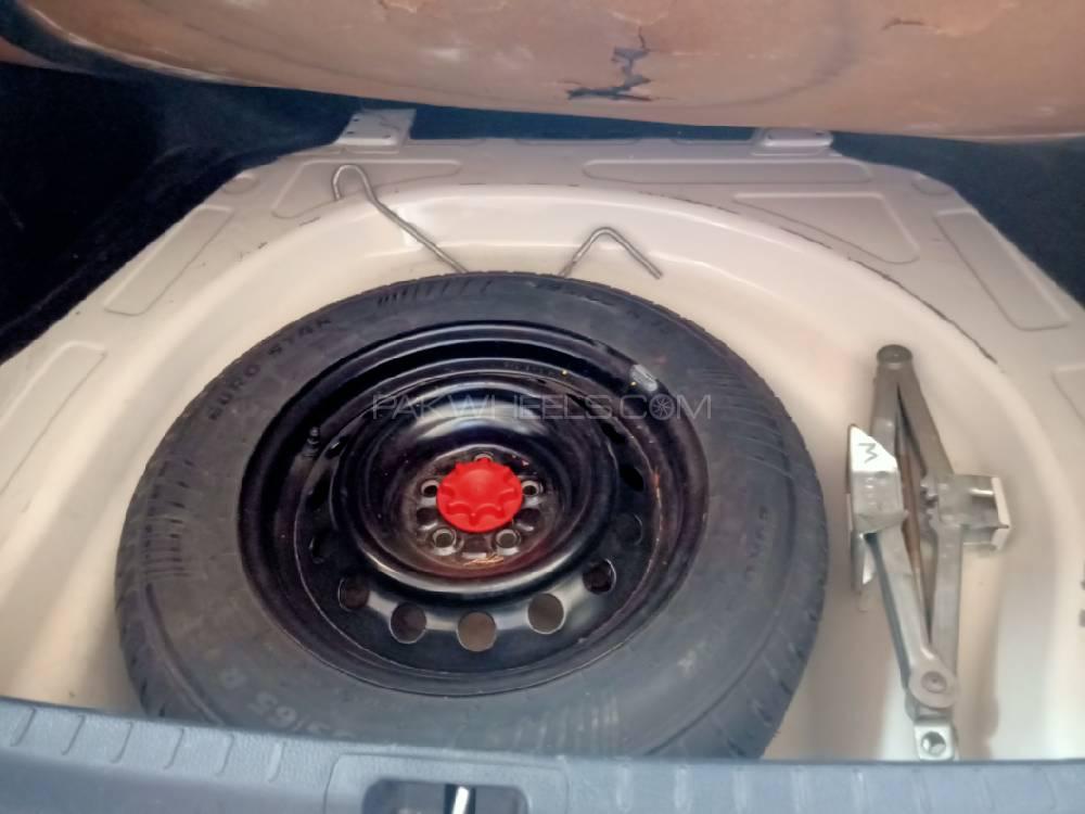 Toyota Corolla 2015 for Sale in Peshawar Toyota Corolla 2015 for Sale in Peshawar Image-12