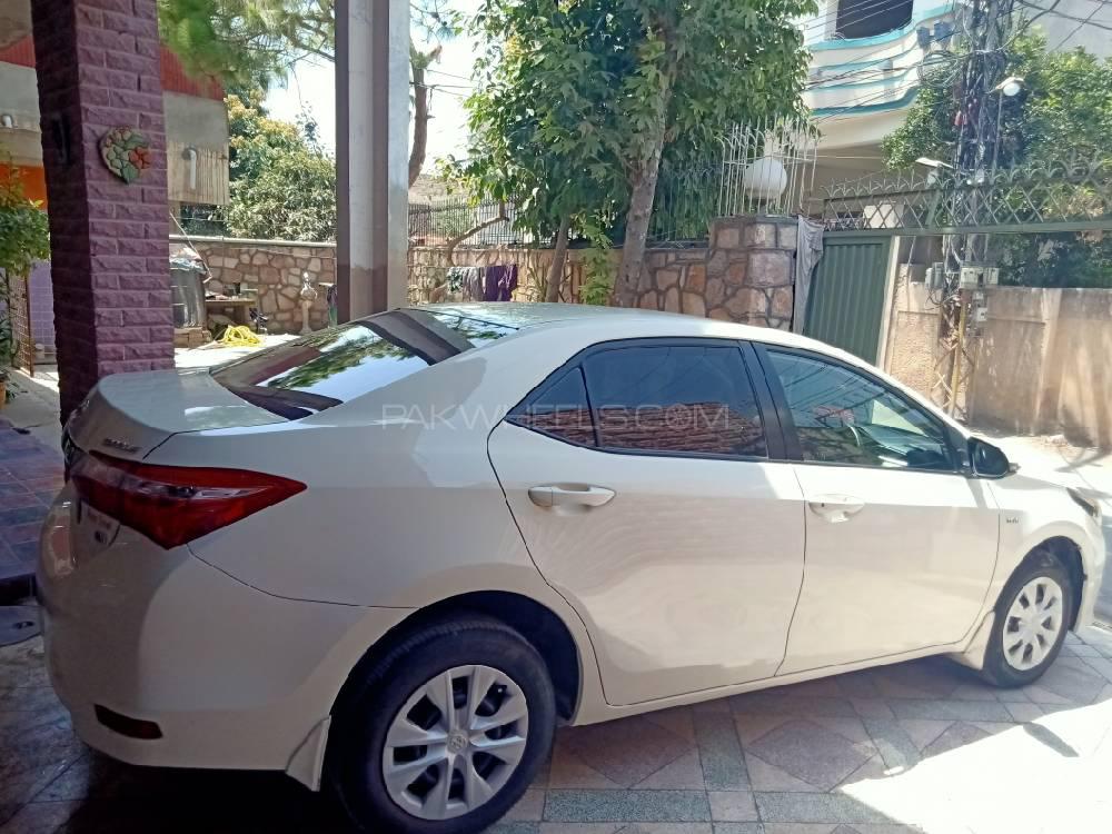 Toyota Corolla 2015 for Sale in Peshawar Toyota Corolla 2015 for Sale in Peshawar Image-7