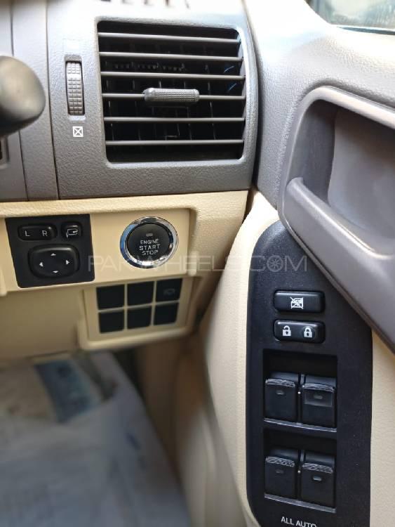 Toyota Prado 2014 for Sale in Karachi Toyota Prado 2014 for Sale in Karachi Image-15