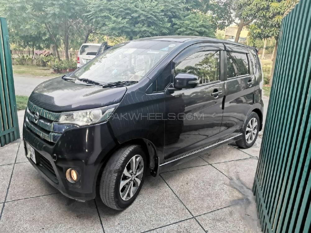 Nissan Dayz Highway Star 2013 for Sale in Lahore Nissan Dayz Highway Star 2013 for Sale in Lahore Image-13