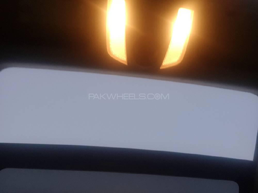 Toyota Prius 2010 for Sale in Rawalpindi Toyota Prius 2010 for Sale in Rawalpindi Image-19
