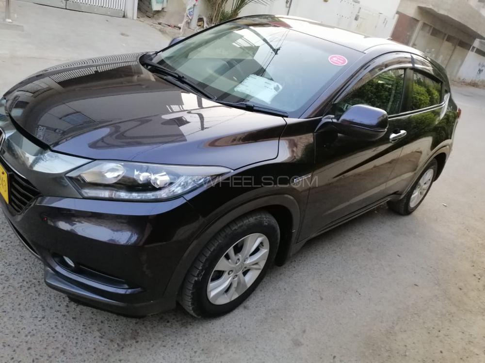 Honda Vezel 2013 for Sale in Karachi Honda Vezel 2013 for Sale in Karachi Image-3