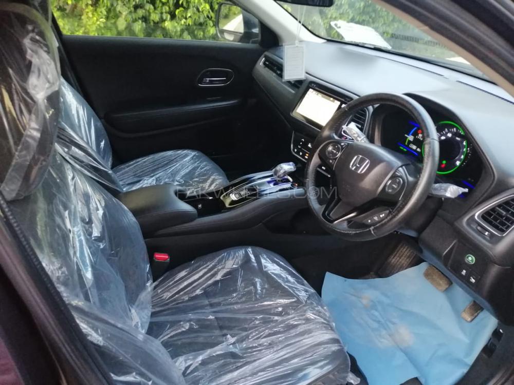 Honda Vezel 2013 for Sale in Karachi Honda Vezel 2013 for Sale in Karachi Image-9