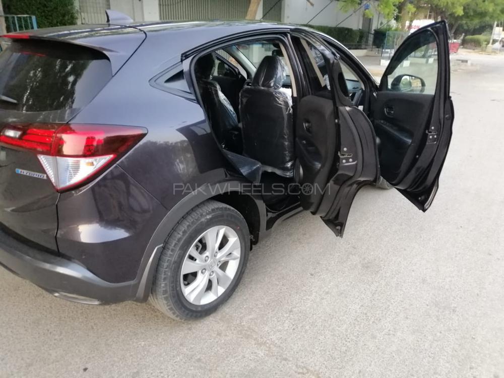 Honda Vezel 2013 for Sale in Karachi Honda Vezel 2013 for Sale in Karachi Image-12