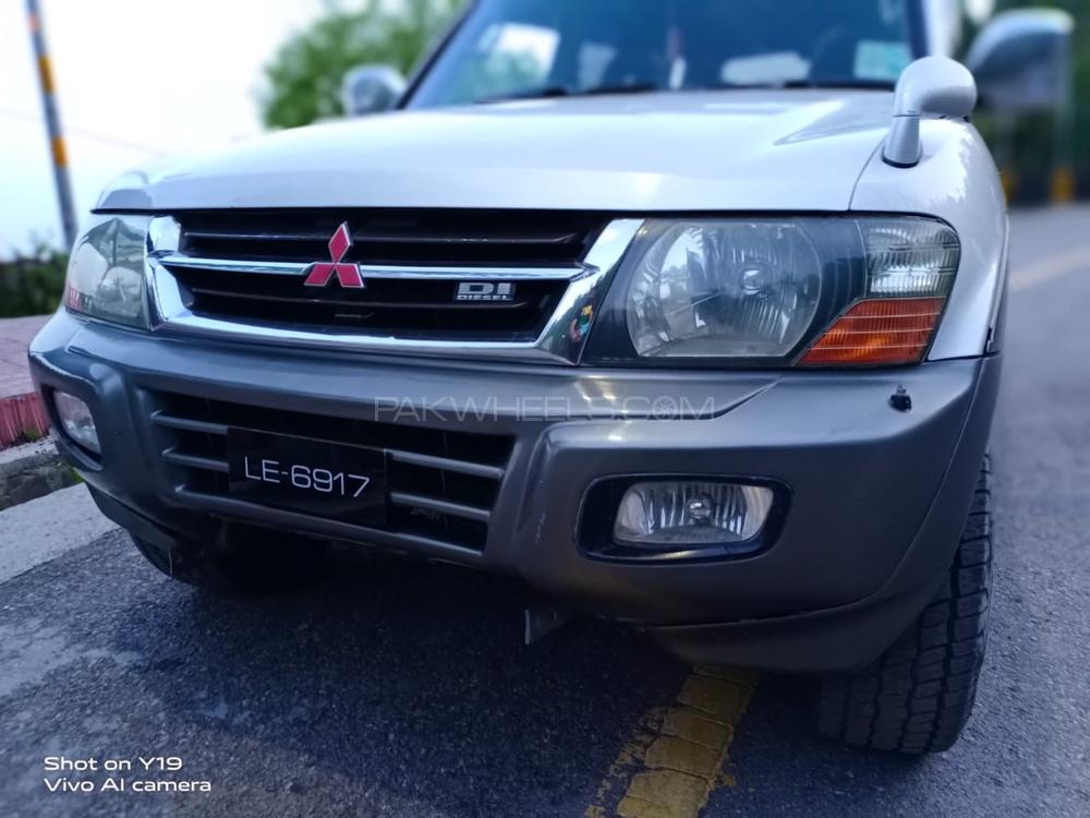 Mitsubishi Pajero 2000 for Sale in Rawalpindi Mitsubishi Pajero 2000 for Sale in Rawalpindi Image-5