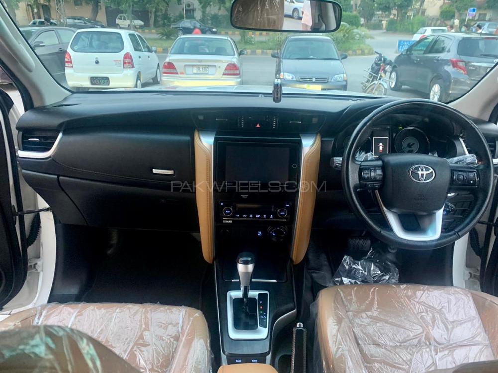 Toyota Fortuner 2018 for Sale in Islamabad Toyota Fortuner 2018 for Sale in Islamabad Image-4