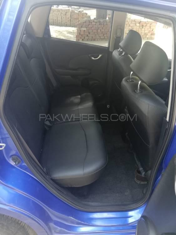 Honda Fit 2012 for Sale in Lahore Honda Fit 2012 for Sale in Lahore Image-7