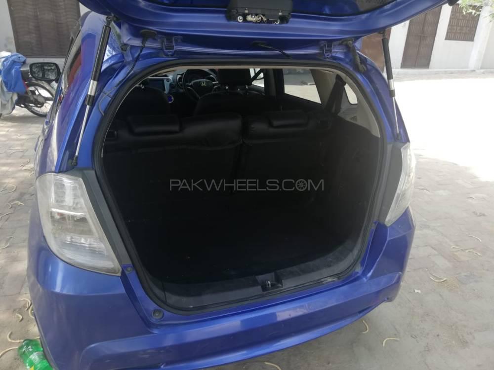 Honda Fit 2012 for Sale in Lahore Honda Fit 2012 for Sale in Lahore Image-14