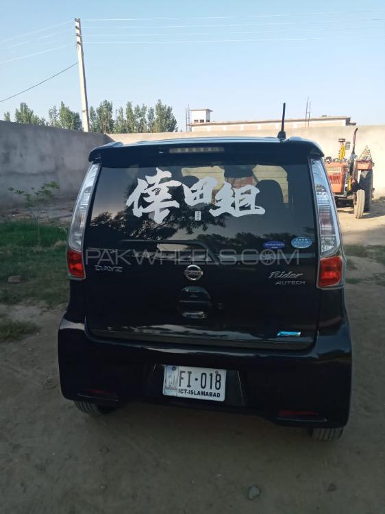 Nissan Dayz Highway Star 2015 for Sale in Mardan Image-1
