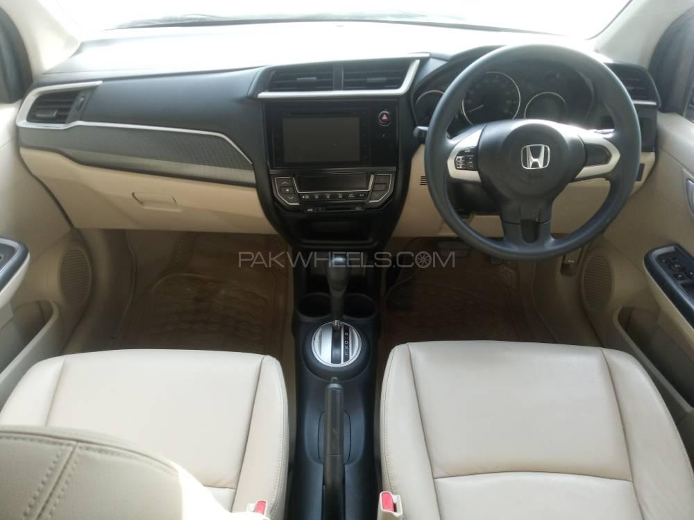 Honda BR-V 2017 for Sale in Karachi Honda BR-V 2017 for Sale in Karachi Image-10