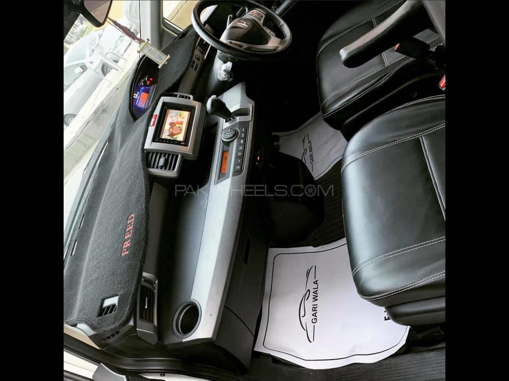 Honda Freed 2013 for Sale in Karachi Honda Freed 2013 for Sale in Karachi Image-8