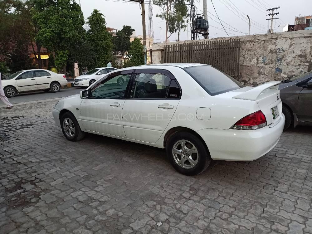 Mitsubishi Lancer 2006 for Sale in Lahore Mitsubishi Lancer 2006 for Sale in Lahore Image-9
