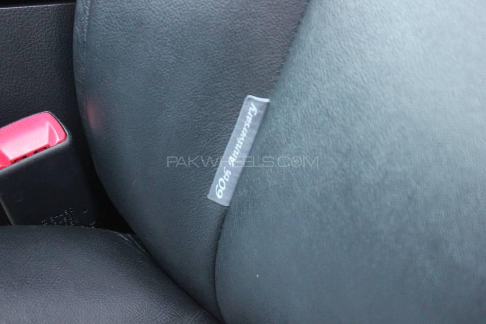Toyota Land Cruiser 2011 for Sale in Rawalpindi Toyota Land Cruiser 2011 for Sale in Rawalpindi Image-13