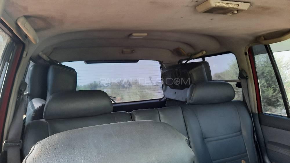 Toyota Land Cruiser 1995 for Sale in D.G.Khan Toyota Land Cruiser 1995 for Sale in D.G.Khan Image-9