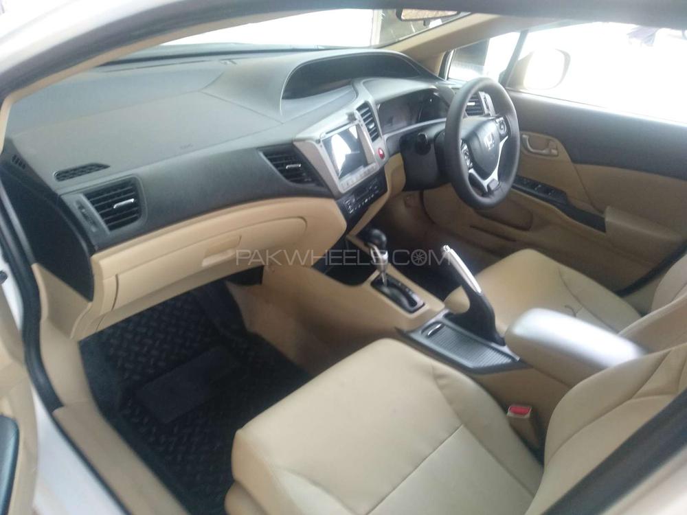 Honda Civic 2015 for Sale in Bahawalpur Honda Civic 2015 for Sale in Bahawalpur Image-4