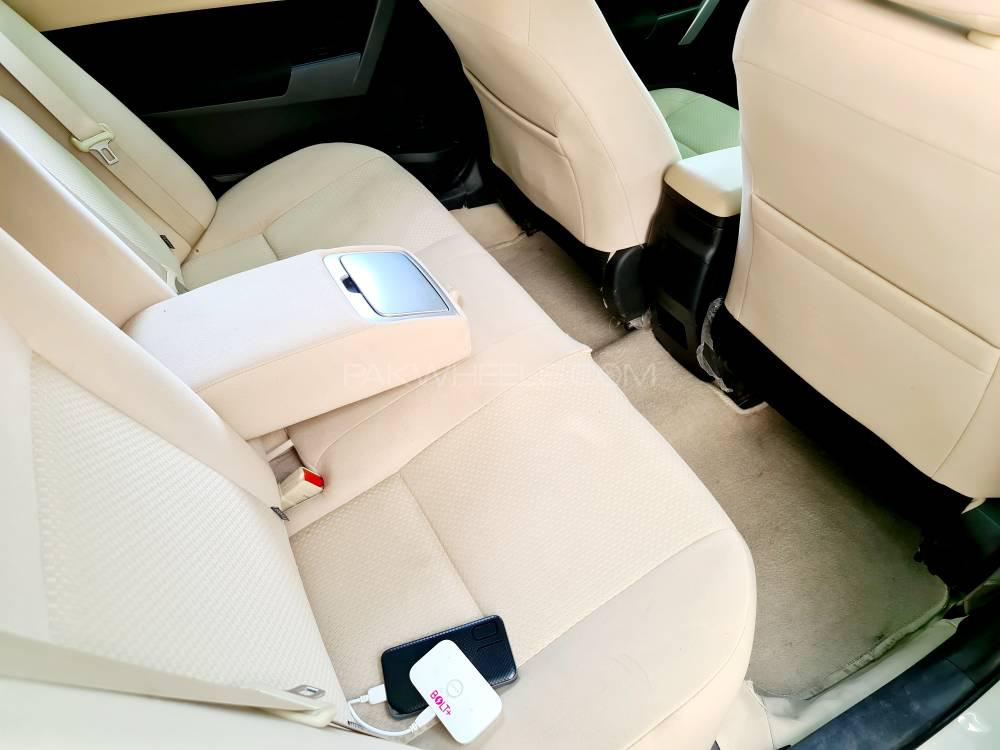 Toyota Corolla 2018 for Sale in Multan Toyota Corolla 2018 for Sale in Multan Image-14
