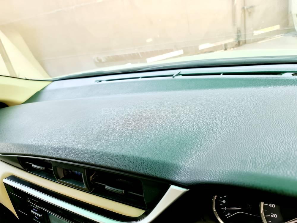 Toyota Corolla 2018 for Sale in Multan Toyota Corolla 2018 for Sale in Multan Image-13