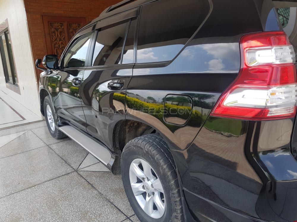 Toyota Prado 2010 for Sale in Islamabad Toyota Prado 2010 for Sale in Islamabad Image-5