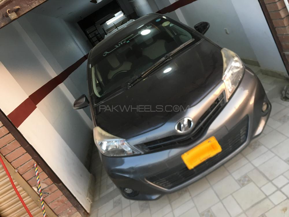 Toyota Vitz 2012 for Sale in Hyderabad Image-1