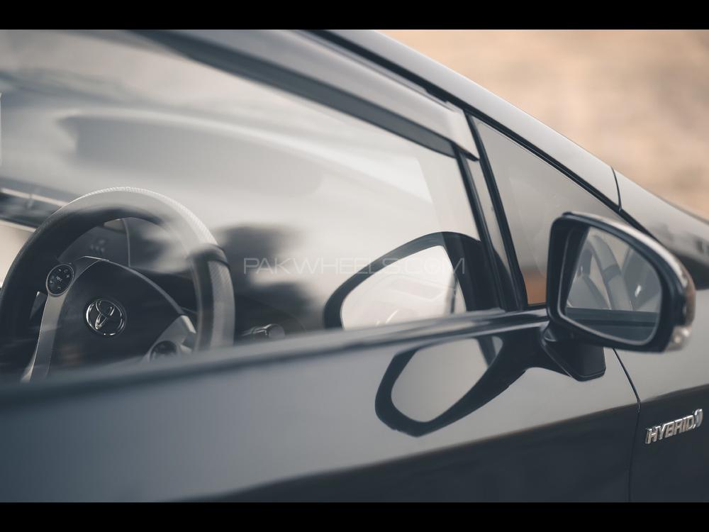 Toyota Prius 2014 for Sale in Rahim Yar Khan Toyota Prius 2014 for Sale in Rahim Yar Khan Image-12