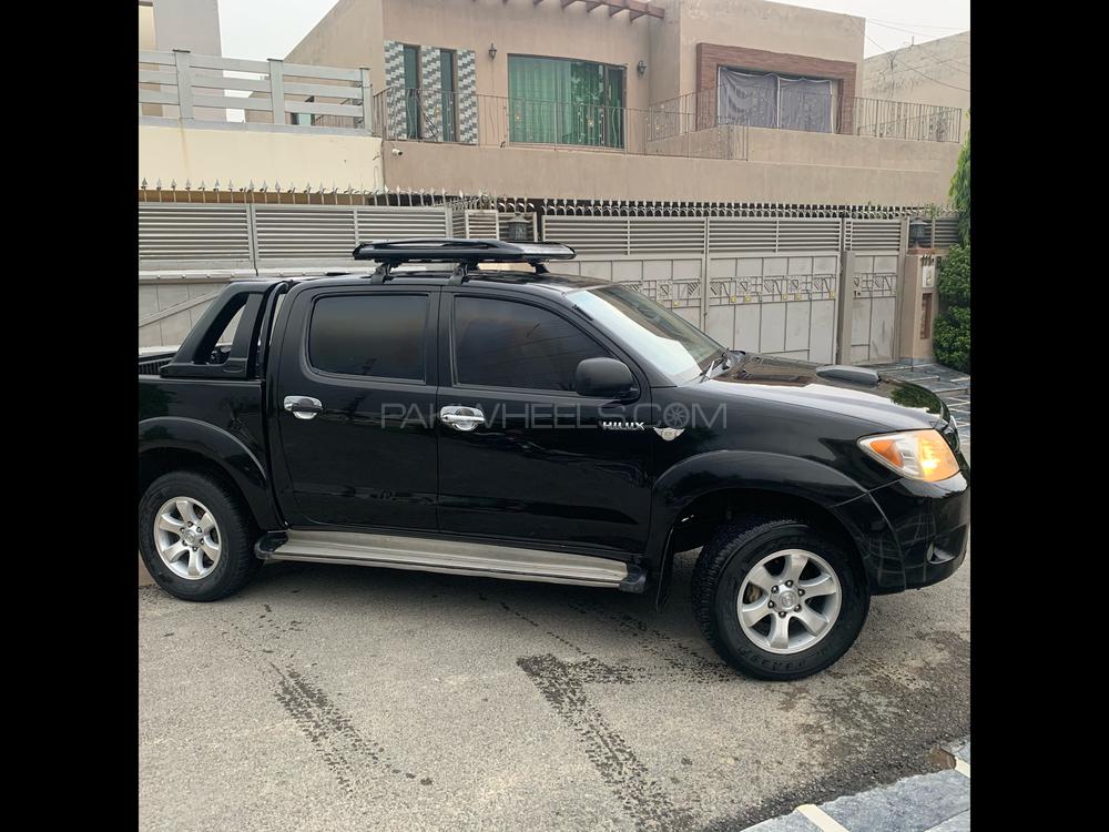 Toyota Hilux 2007 for Sale in Lahore Image-1