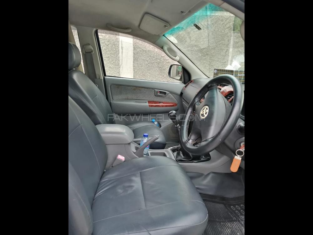 Toyota Hilux 2006 for Sale in Wah cantt Toyota Hilux 2006 for Sale in Wah cantt Image-5