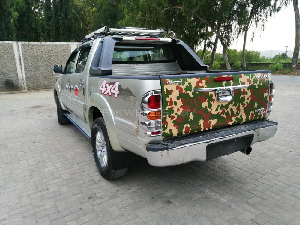 Toyota Hilux 2006 for Sale in Wah cantt Toyota Hilux 2006 for Sale in Wah cantt Image-9
