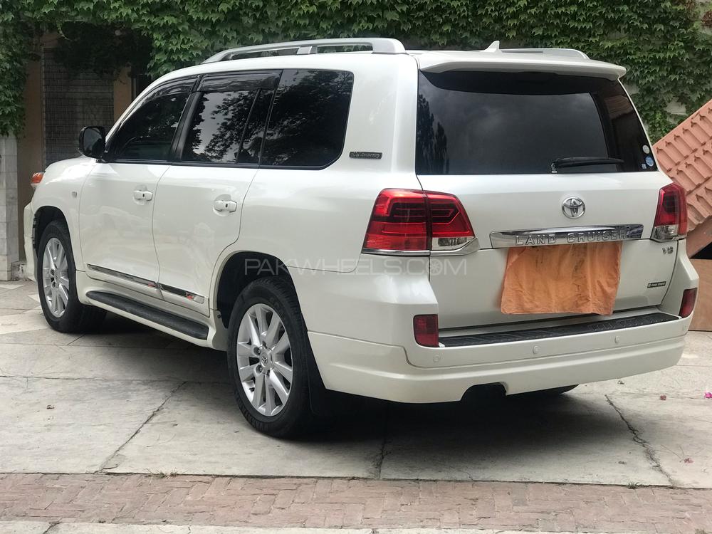 Toyota Land Cruiser 2010 for Sale in Islamabad Toyota Land Cruiser 2010 for Sale in Islamabad Image-4
