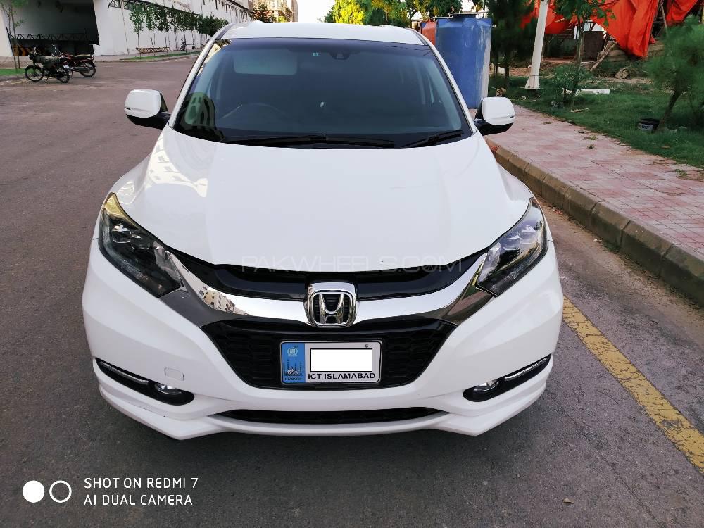 Honda Vezel 2014 for Sale in Islamabad Image-1