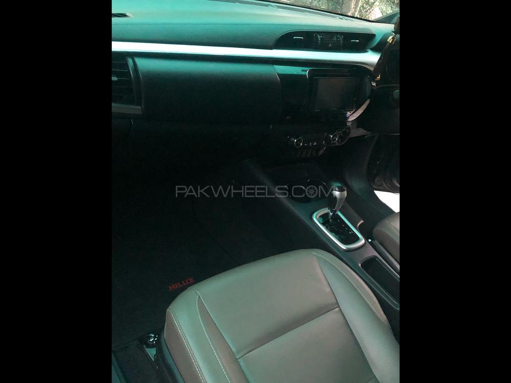 ٹویوٹا ہائیلکس 2017 for Sale in لاہور ٹویوٹا ہائیلکس 2017 for Sale in لاہور Image-7