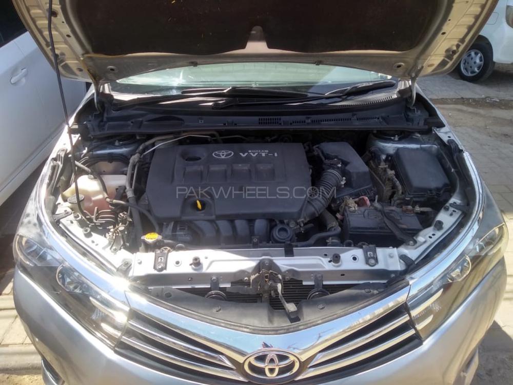 Toyota Corolla 2016 for Sale in Karachi Image-1