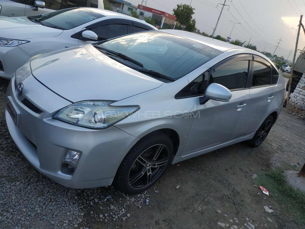 Toyota Prius 2010 for Sale in Peshawar Image-1